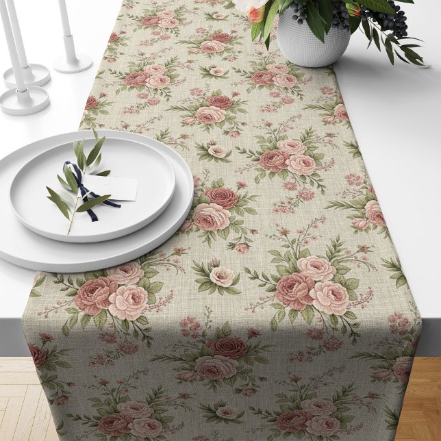 Weich Pastel floraler Tischläufer Charme Hütte (Soft Pastel Floral Table Runner Charming Cottage)
