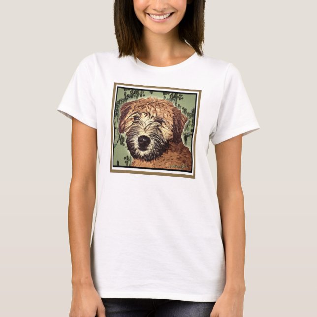 Weich überzogene Rad-Terrier-Welpe mit nassem Gesi T-Shirt (Vorderseite)