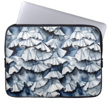 Weiche Denim-Blau-Wasserfarbe-Rüschen