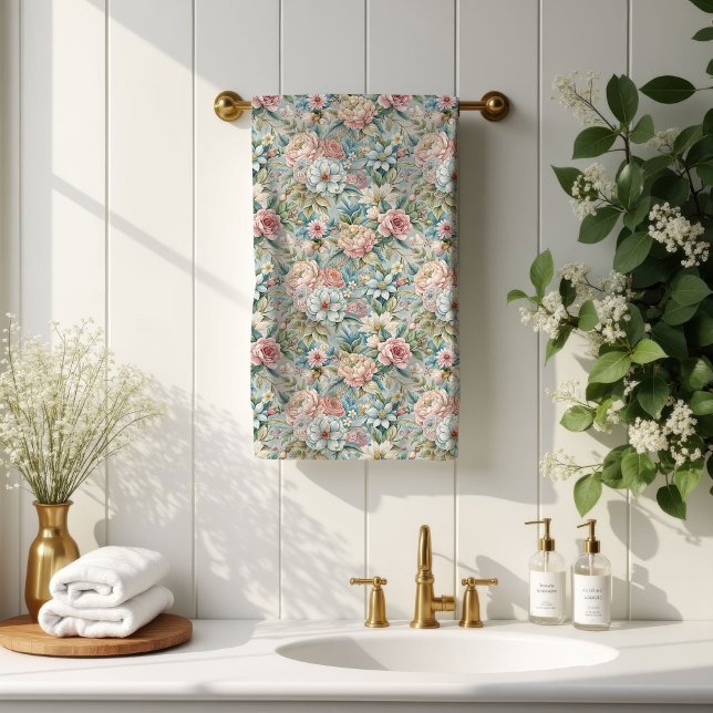 Weiche florale Handtücher trendiger Rokoko-Badeakz (Soft Floral Towels Trendy Rococo Bath Accent)