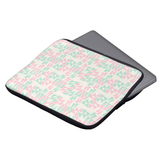 Weiche geometrische Pastelle Laptopschutzhülle (Vorne Oben)