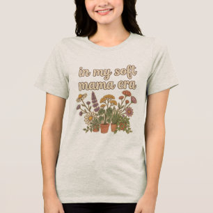 Weiche Mama-Ära Retro-Ästhetik & Pflanzen-Mama-I Tri-Blend Shirt