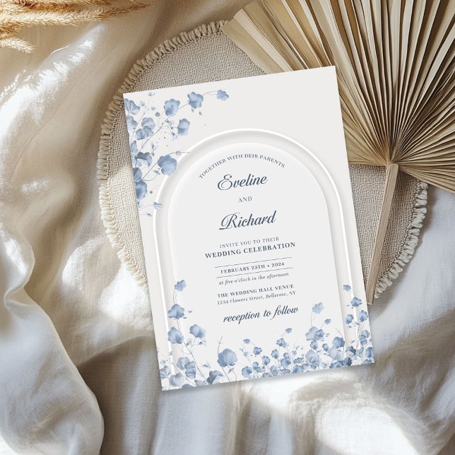 Weiche pastellblaue Wildblumen Boho arch Einladung (Watercolor soft pastel blue wildflowers boho arch invitation)