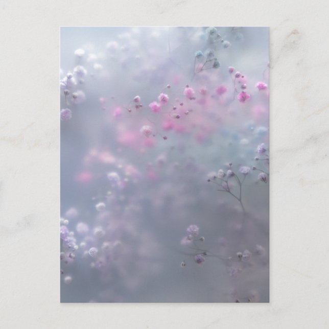 Weiche Pastellblumen in träumerischer Unschärfe Postkarte (Vorderseite)