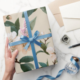 Weiche Pfirsichblüten Elfenbein Blumenmuster Geschenkpapier