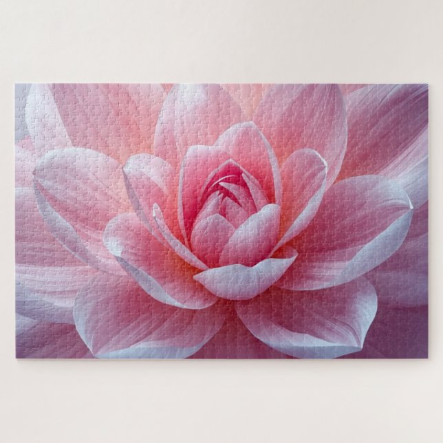 Weiche rosa Blütenblätter Puzzle (Horizontal)