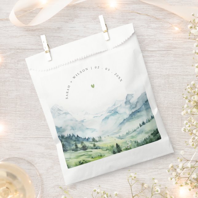 Weiche Wasserfarbe Schneeberg Landschaft Hochzeit Geschenktütchen (Ausgeschnitten)