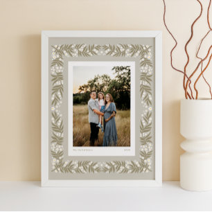 Weicher Beige Folk Art Blumenrahmen mit benutzerde Poster