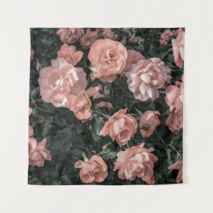 Weicher Pastellrosener Rosengarten Wandteppich