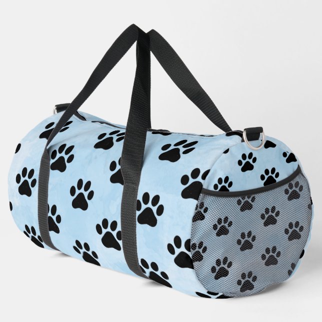 Weiches Blau Schwarzer Pfotenabdruck Monogramm Per Duffle Bag (Rechte Ecke)