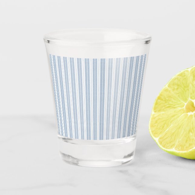 Weiches Blaues Fischgrät-Farn-Gestreiftes Muster Schnapsglas (Vorderseite)