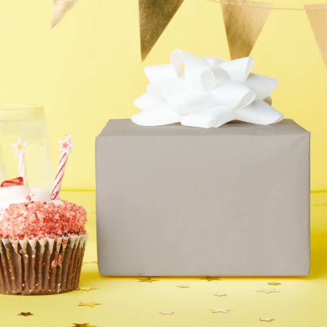Weiches Taupe-Stein-Vollton Geschenkpapier (Geburtstagsparty)