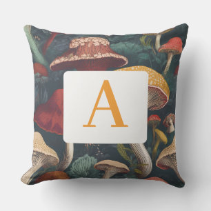 Weichtönes Botanisches Pilzmuster mit Monogramm Kissen