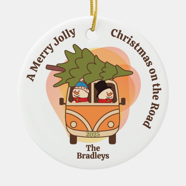 Weihnachten auf der Straße Schneemänner in einem V Keramik Ornament (Vorne)