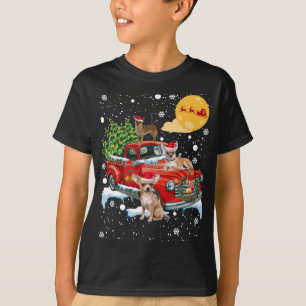 Weihnachten Chihuahua Hund mit Vintagem Red Truck  T-Shirt