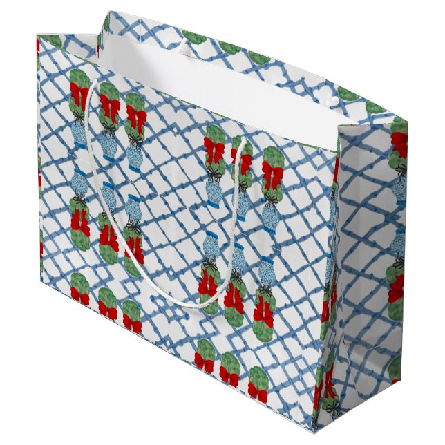 Weihnachten Chinoiserie Bamboo Topiaries Große Geschenktüte (Rückseite Schrägansicht)