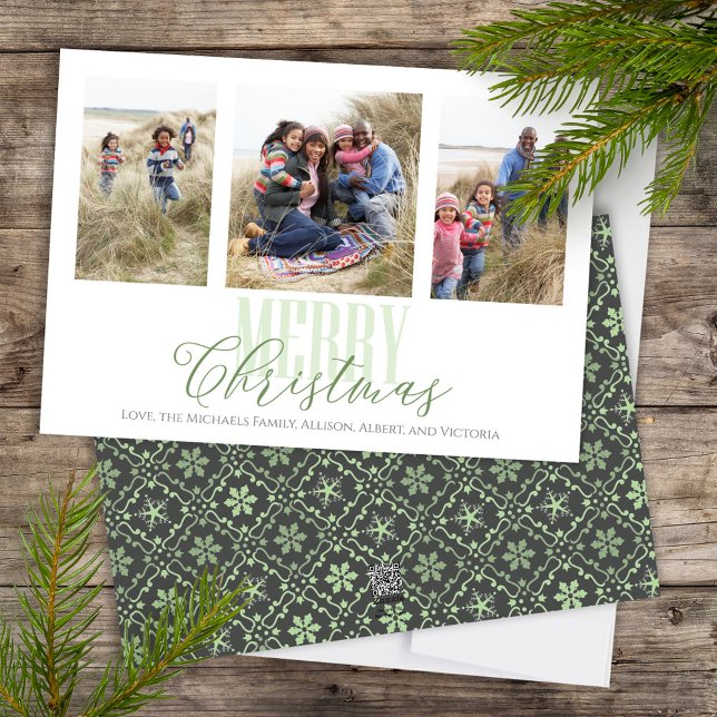 Weihnachten Drei Foto Grüne Schneeflocke (Merry Christmas Calligraphy Script holiday multi photo card with elegant snowflake pattern)