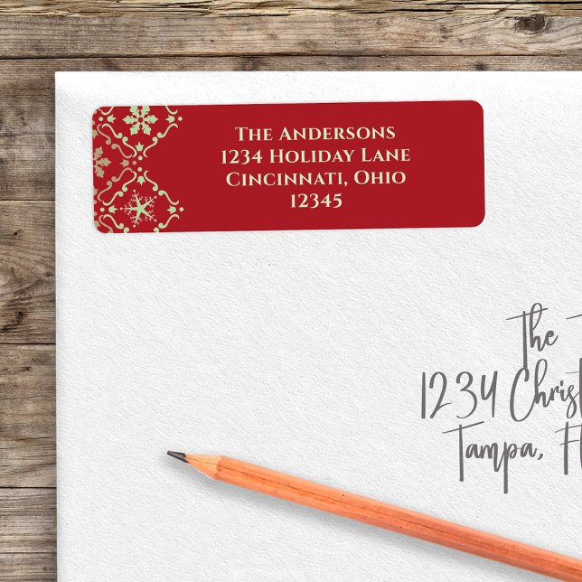 Weihnachten Einfache grüne Schneeflocke Klassische (Christmas elegant snowflake pattern with a red background with light green return address label. )