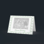 Weihnachten/Hanukkah-Foto - individuell zugeschnit Feiertagskarte<br><div class="desc">Individuell gestaltbare Weihnachtskarte,  zu der Sie Ihr eigenes Foto hinzufügen können. Sie können auch Ihren eigenen Text hinzufügen.</div>