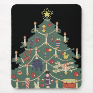 Weihnachten im alten Stil: Kinder um einen geschmü Mousepad