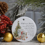 Weihnachten im Himmel | Foto Memorial Keramik Ornament<br><div class="desc">Diese Gedenkschmuck ist der perfekte Weg, um eine Erinnerung an einen geliebten Menschen auszudrücken, den man nie vergessen wird. Mit Ihrem Lieblings-Foto, einem schönen Zitat und dem Namen und den Daten Ihres Liebsten auf einer Seite. Aquarellfarben Weihnachtsstuhl Illustrationen und Gedicht auf der anderen. Ehre die Erinnerung an deine Lieben mit...</div>
