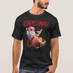 Weihnachten im Juli Weihnachtsmann auf Strandstuhl T-Shirt