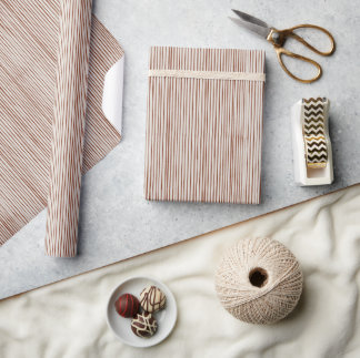 Weihnachten im Vintage-Stil | Streifen | Rot & Cre Geschenkpapier