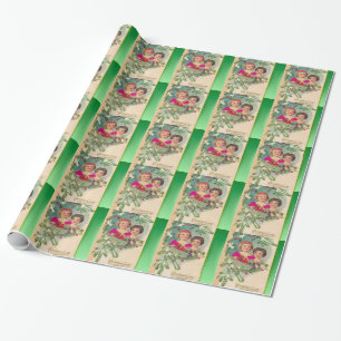 Weihnachten im Vintage-Stil, zwei Mädchen und ein Geschenkpapier