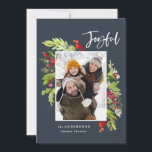 Weihnachten in angenehmer Wasserfarbe<br><div class="desc">Freuen Sie sich auf die wohltuende Aquarellblüte und die Weihnachtsweihnachtskarte. Schönes Aquarell mit bemaltem Blattwerk und modernem Skripttext. Teil einer Sammlung.</div>