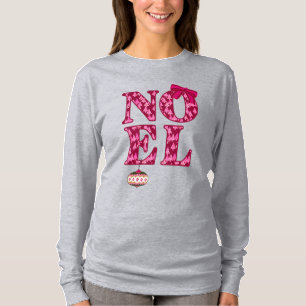 WEIHNACHTEN in einem Burgunder Weihnachtsbaummuste T-Shirt