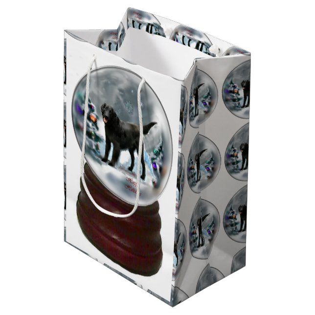 Weihnachten mit Flachbildschirm Mittlere Geschenktüte (Vorderseite Schrägansicht)