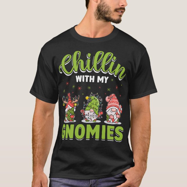 Weihnachten mit meinen Gnomen T-Shirt (Vorderseite)