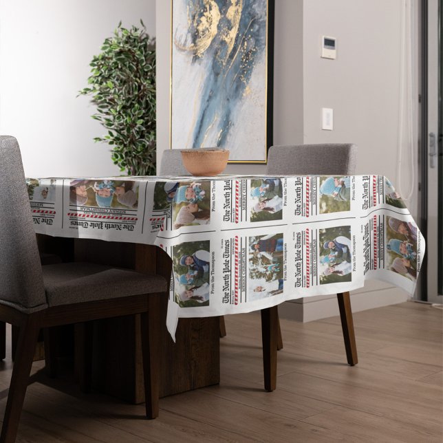 Weihnachten Niedliches Foto Whimsical Stylish News Tischdecke (Newspaper print holiday table cloth.)
