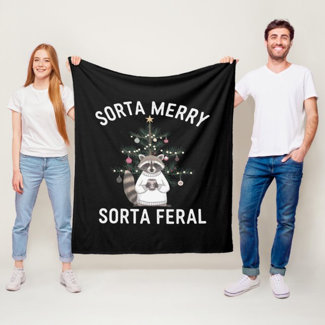 Weihnachten Raccoon Sorta Merry Sorta Feral Xmas Fleecedecke (Beispiel)