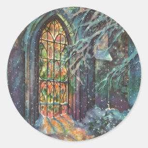 Weihnachtliche alte Kirche mit Bleiglasfenster Runder Aufkleber