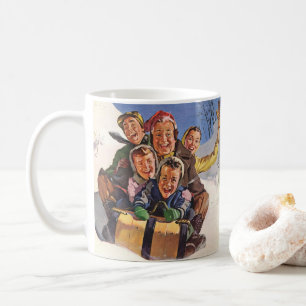 Weihnachtliche Familie beim Schlittenfahren Kaffeetasse