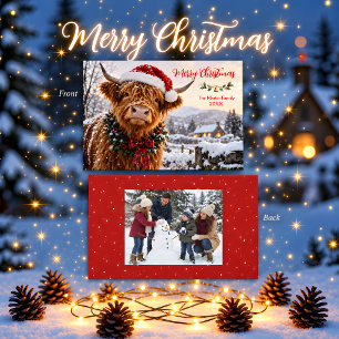 Weihnachts-Familienfoto mit Highland-Rind auf der Feiertagskarte