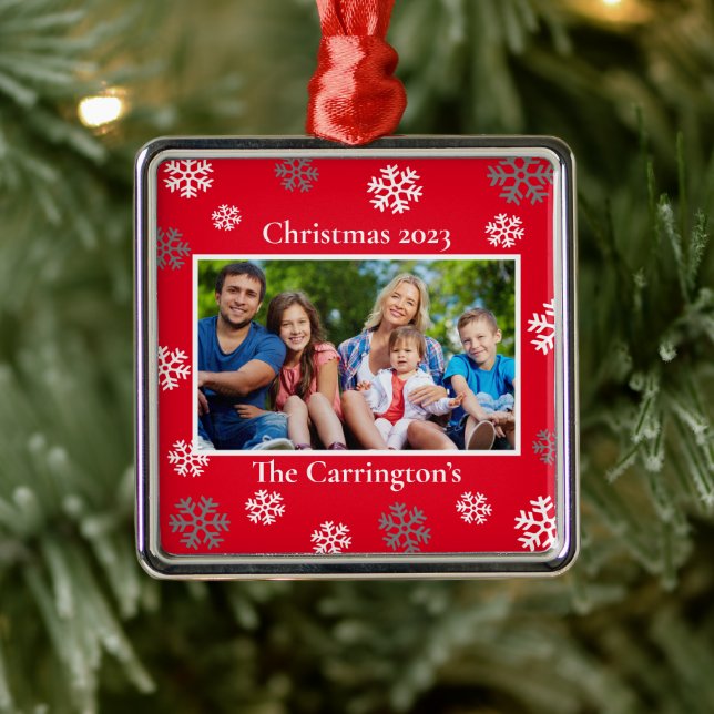 Weihnachts-Foto Schneeflocken Name Datum Custom Me Ornament Aus Metall (Baum)