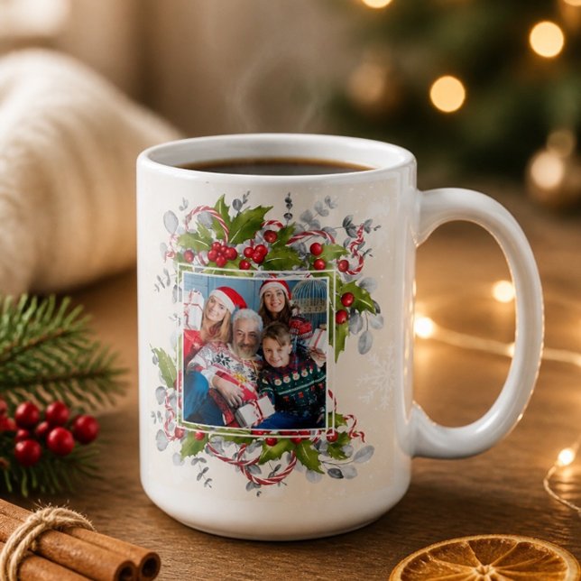 Weihnachts-Holly-Branch-Foto-Tasse Kaffeetasse (Von Creator hochgeladen)