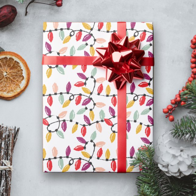 Weihnachts-Leuchtring mit alten Mode-Bulben Geschenkpapier (Von Creator hochgeladen)