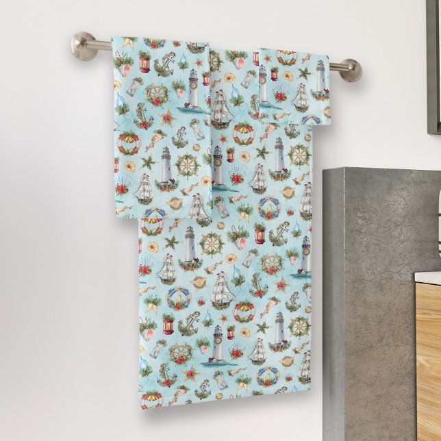 Weihnachts-Leuchtturmschiff an der Küste Badhandtuch Set (Von Creator hochgeladen)