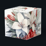 Weihnachts-Party Weißes Rotes Blume Geschenkschachtel<br><div class="desc">Weihnachts-Party Weiße Rote Blume Urlaub Elegant Gefallen Schachtel. Einzigartiges,  schönes,  stilvolles Design. Leicht personalisiert zu sein. Schriftart Stil,  Größe und Farben können geändert werden. Matching-Elemente verfügbar.</div>