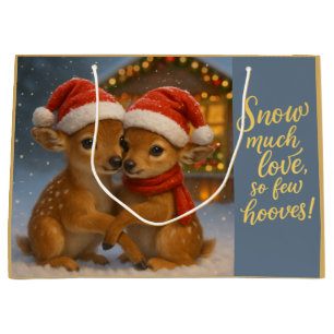 Weihnachts-Rehe-Paar unter gemütlichen Hüttenlicht Große Geschenktüte