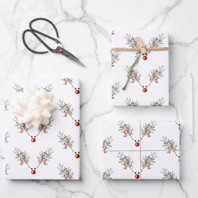 Weihnachts Roter Nasenrenner Rentiere Pine Berries Geschenkpapier Set (Vorderseite)