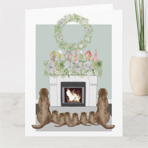 Weihnachts-Schokoladen-Labrador-Familie-Kamin-Szen Karte