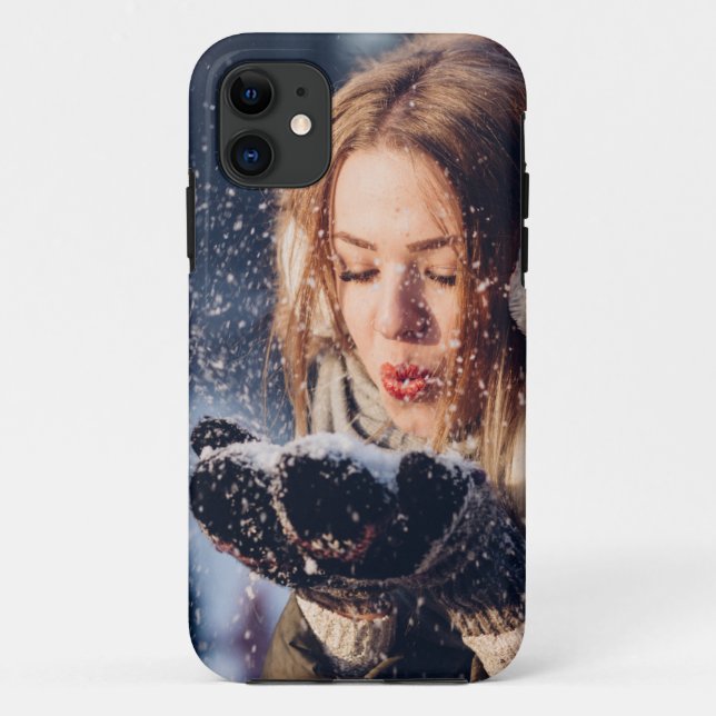 Weihnachts-Wintermädchen bläst in ihrer Hand Schne Case-Mate iPhone Hülle (Rückseite)