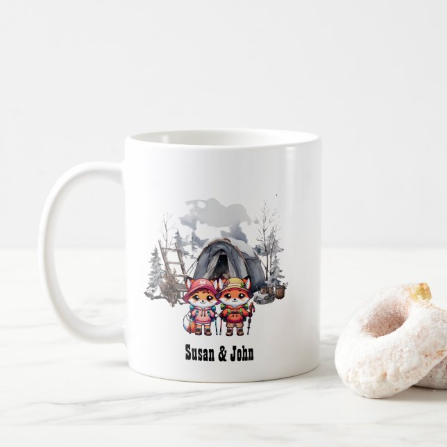Weihnachts-Winterschnee-Camping neu verheiratet Co Kaffeetasse (Mit Donut)