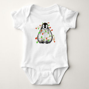 Weihnachtsbaby-Pinguin rot grün Feiertagslichter Baby Strampler