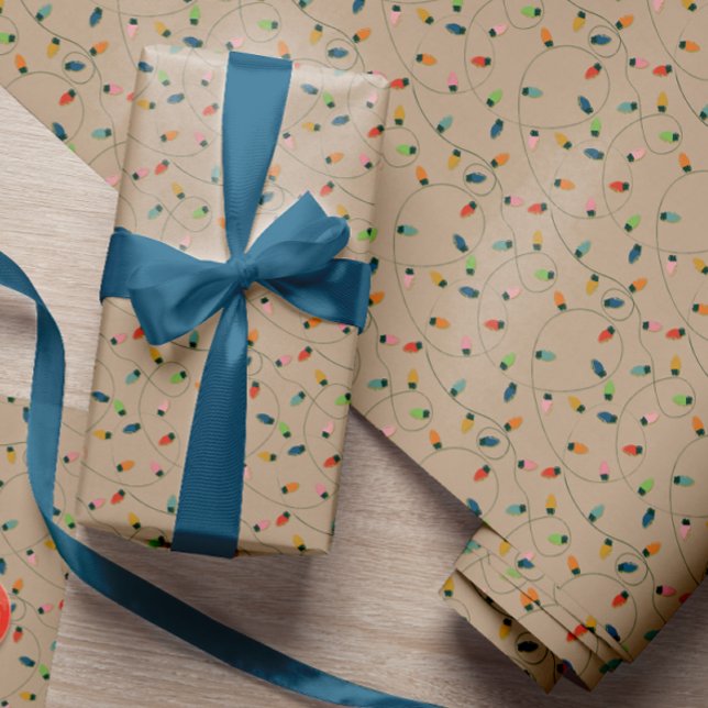 Weihnachtsbällchen auf Kraft Geschenkpapier (Von Creator hochgeladen)