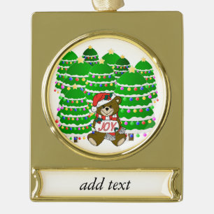 Weihnachtsbär mit JOY Sign und Weihnachtsbäumen Banner-Ornament Gold